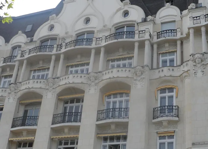 Cheap Booking Rooms